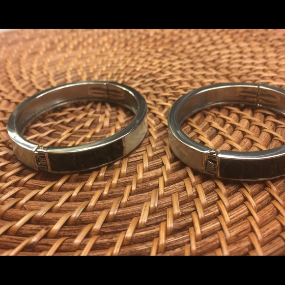 Bracelet hinged black/white - Picture 2 of 6